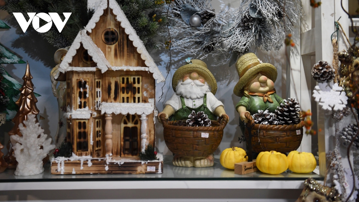 European-style Christmas space in the heart of Hanoi